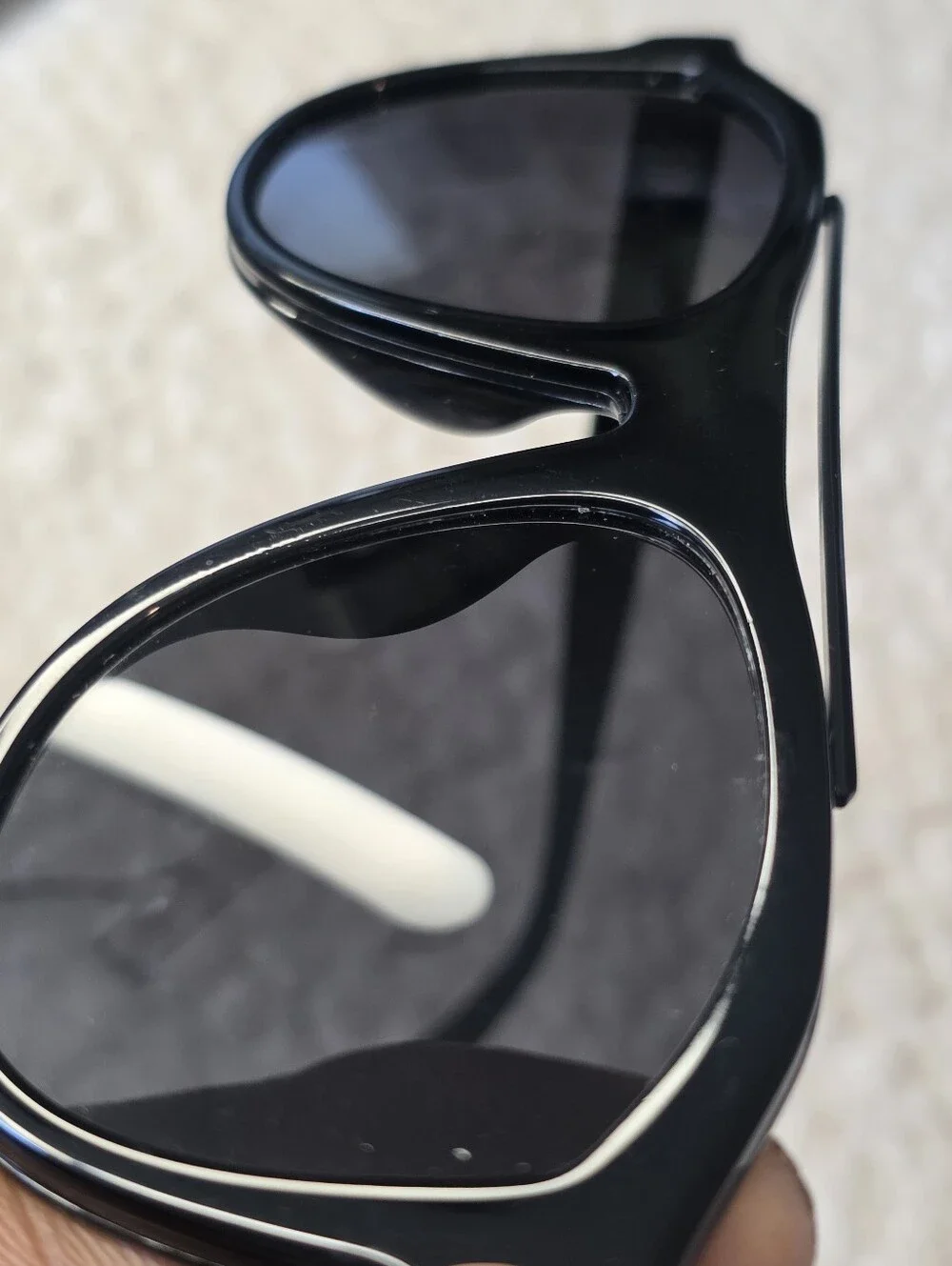 QUAY Australia HIGH TOP Black Polarized Flat Top Aviator Sunglasses 54-21-150